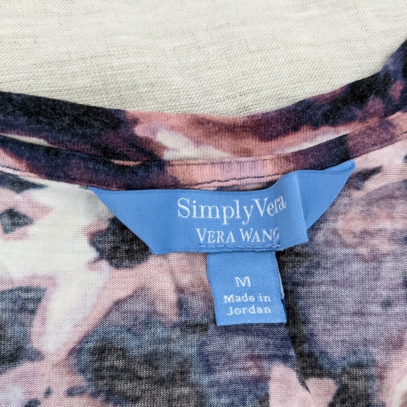 Simply Vera tank top - Picture 2 of 2